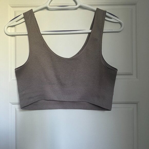 Aerie Seamless Sports Bra - Picture 2 of 4